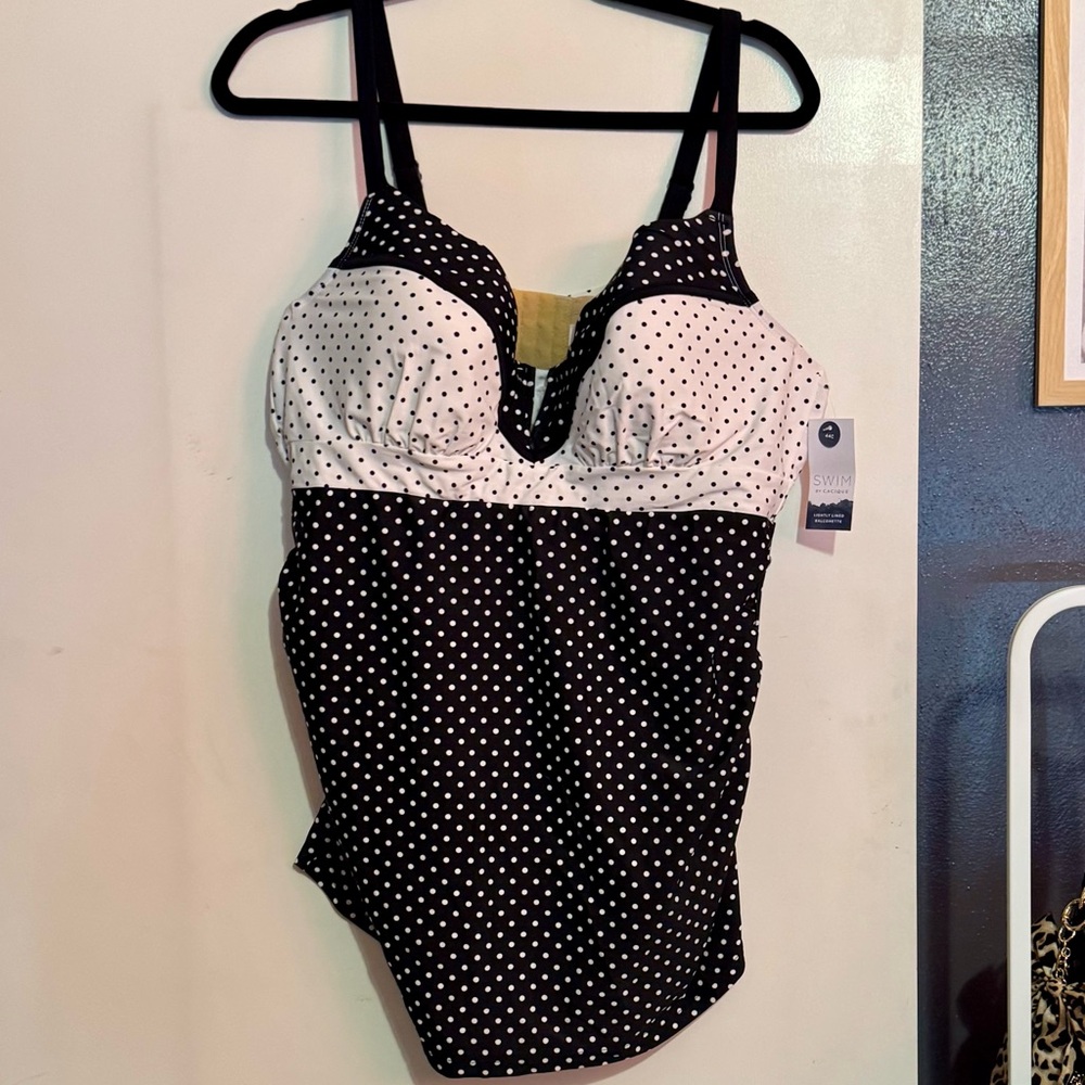 NWT Lane Bryant Black and White Polka Dot Tankini Top